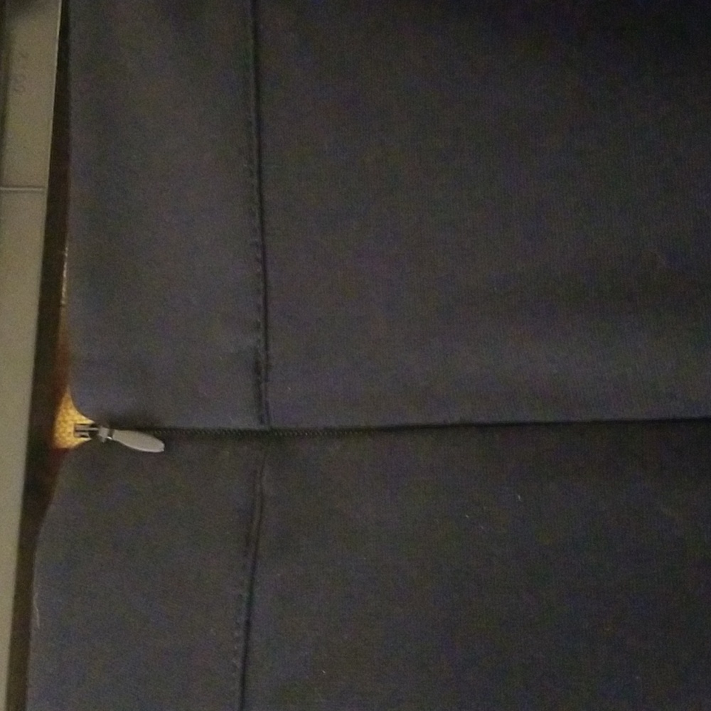 Tommy Hilfiger Skirt - Picture 3 of 5